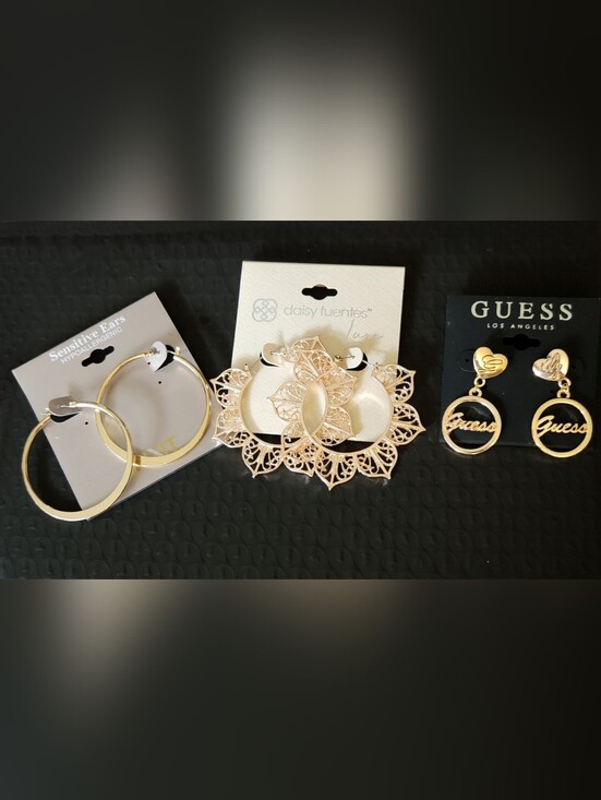 Daisy Fuentes Jewelry - $5 Add On To Any Bundle